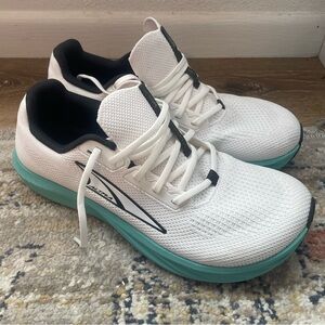 Altra Running Escalante 4